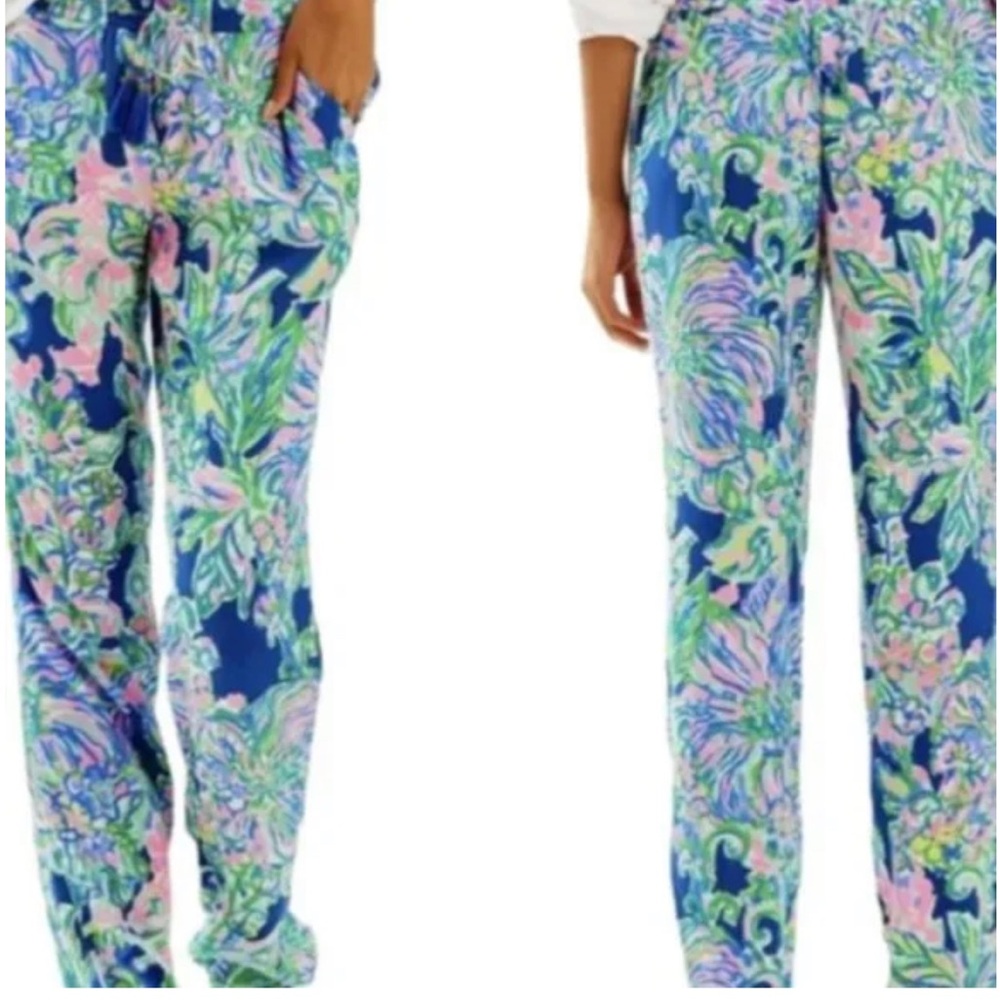 Lilly Pulitzer Piper Pants “Exotic Escape”
Retail $138